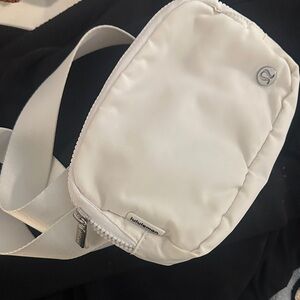 Lululemon Athletica White Mesh Interior Bag